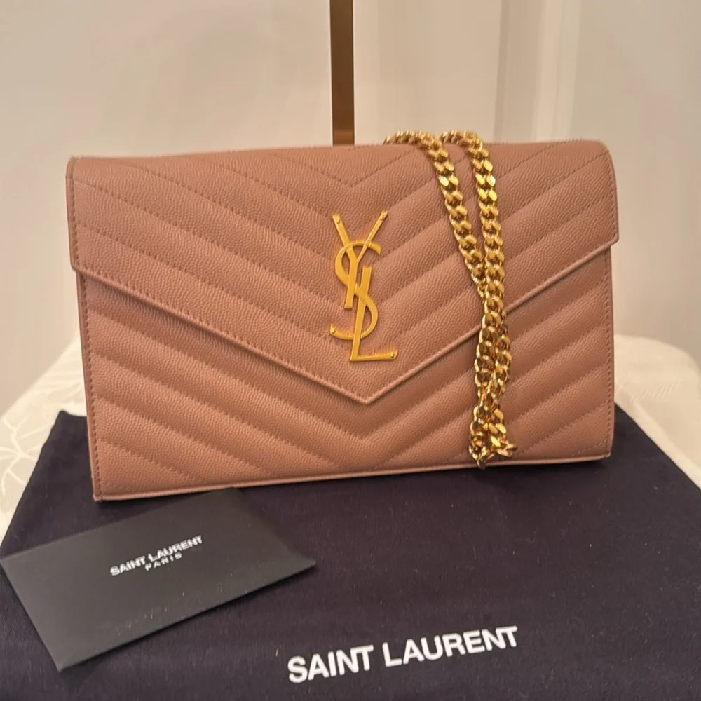 NEW YSL WOC TAN GHW CASSANDRE CHEVRON ENVELOPE - Picture 5 of 5